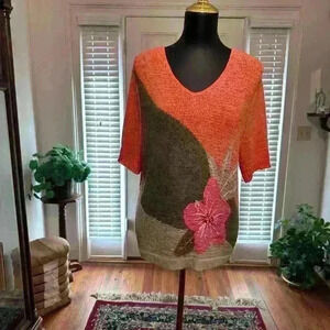 Like new Koret short sleeve sweater size large